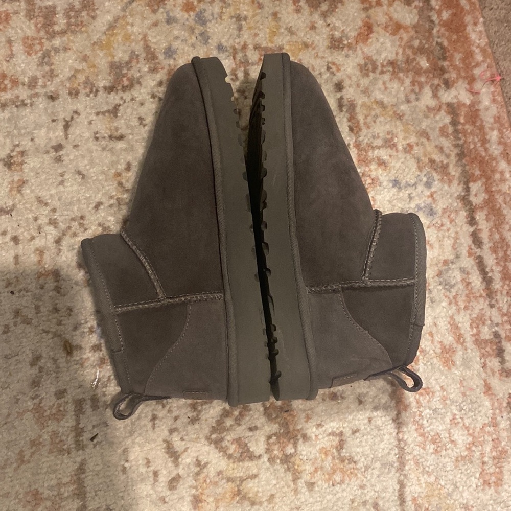 Ugg ultra minis